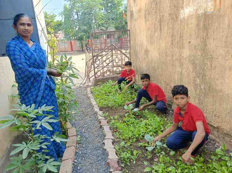 कर्मचारी